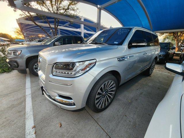 2019 lincoln navigator reserve