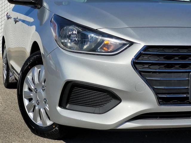2021 hyundai accent se