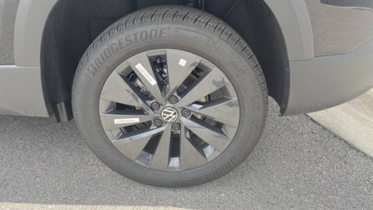2024 Volkswagen Taos s