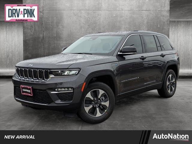 2022 jeep grand cherokee 4xe base