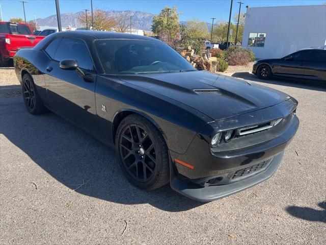 2016 dodge challenger srt 392