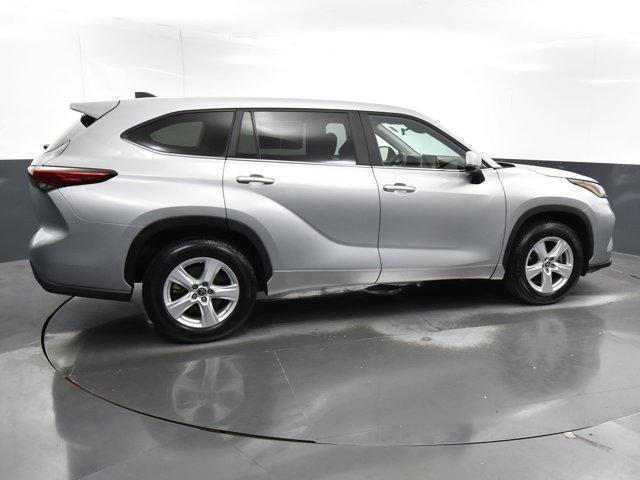 2023 toyota highlander l