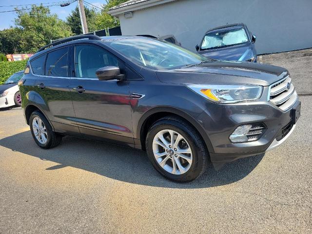 2018 ford escape se