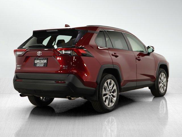 2024 toyota rav4 xle premium