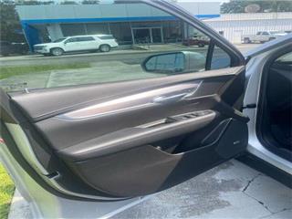 2019 Cadillac XT5 l