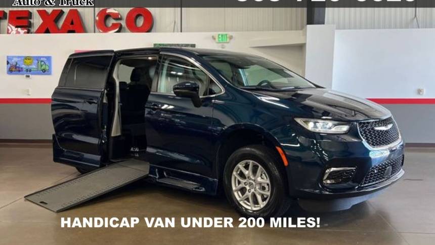 2023 chrysler pacifica touring l