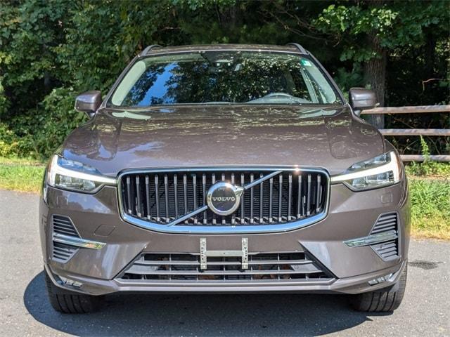 2022 volvo xc60 b5 awd momentum