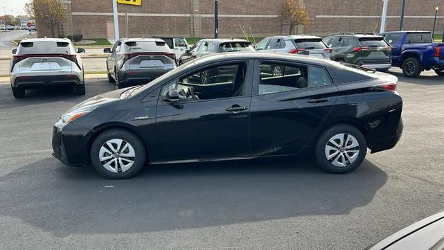 2018 toyota prius two