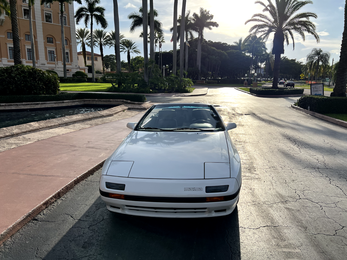 1988 mazda rx-7 convertible 58239 miles crystal white convertible 1.3l 2 rotor m