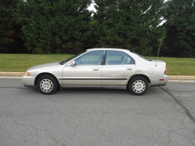 1994 honda accord lx 4-door sedan automatic