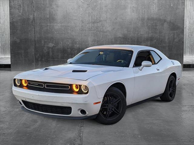 2015 dodge challenger sxt