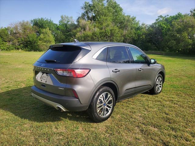 2022 ford escape sel