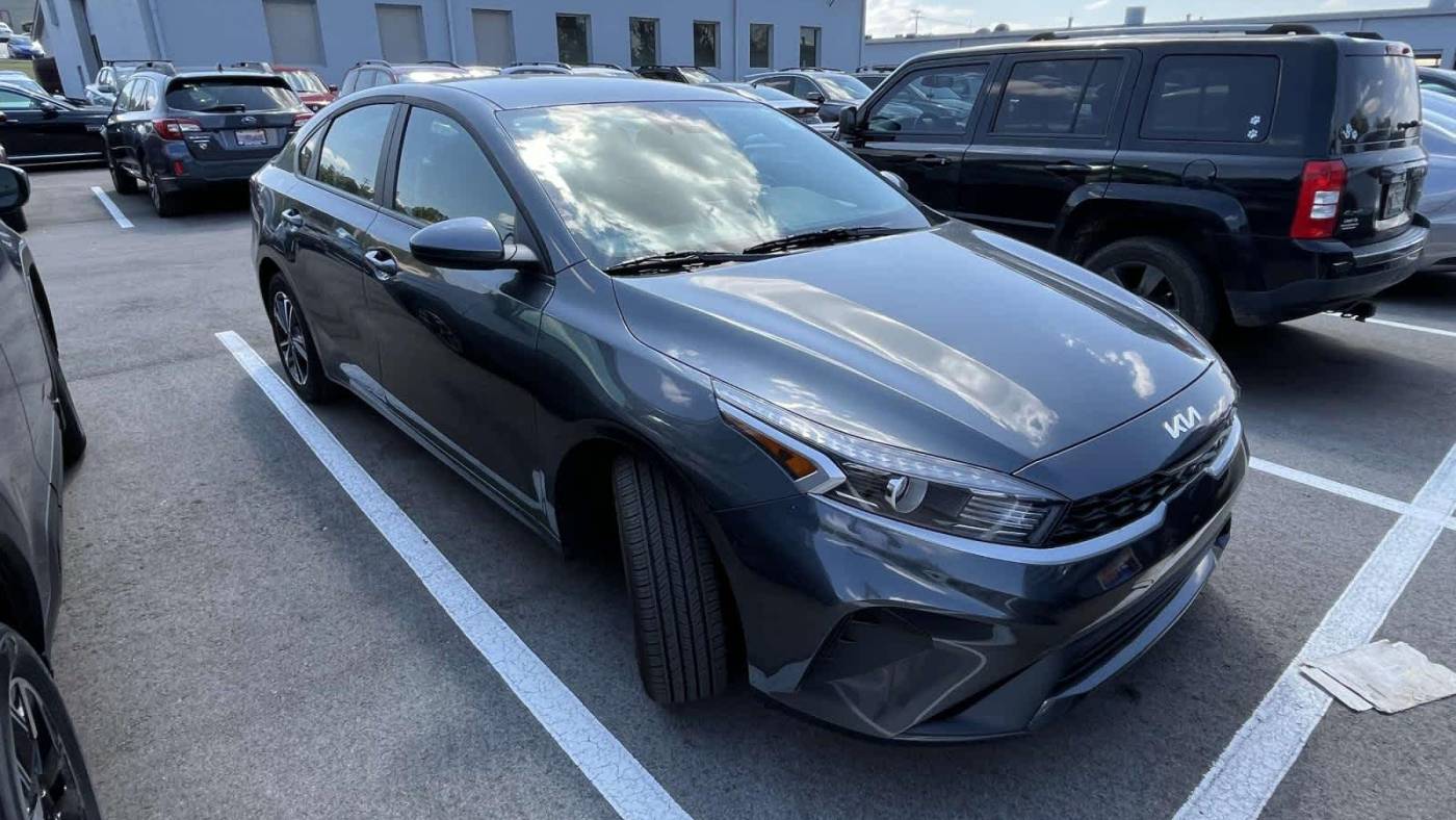 2023 kia forte lxs