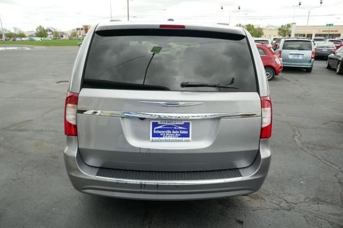 2013 chrysler town & country touring minivan 4d in schererville, indiana