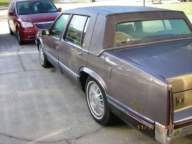 1992 cadillac deville 1 owner roadster top gold emblems 66,000 miles original