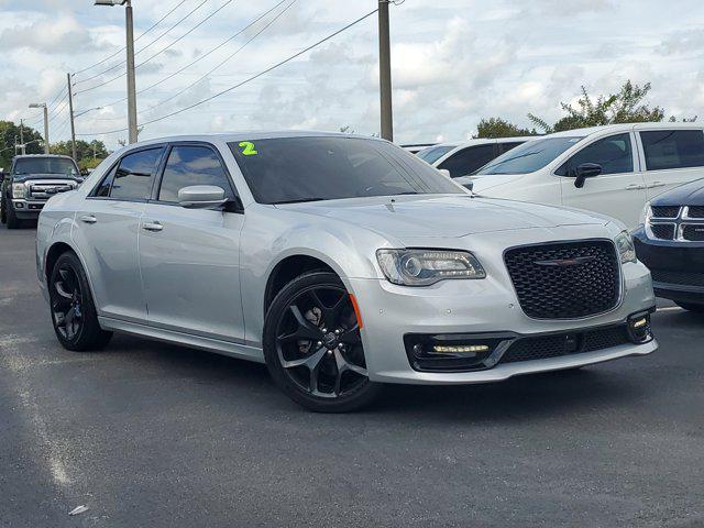 2022 chrysler 300 s