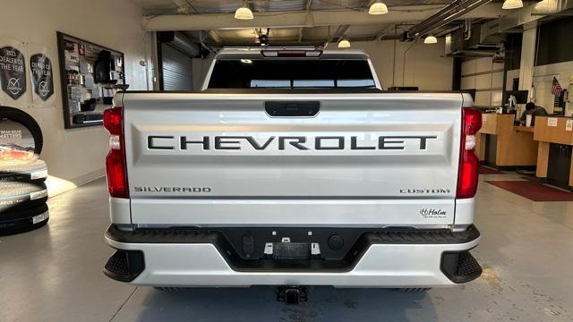 2022 chevrolet silverado 1500 limited custom