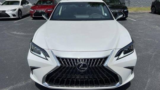2024 Lexus ES