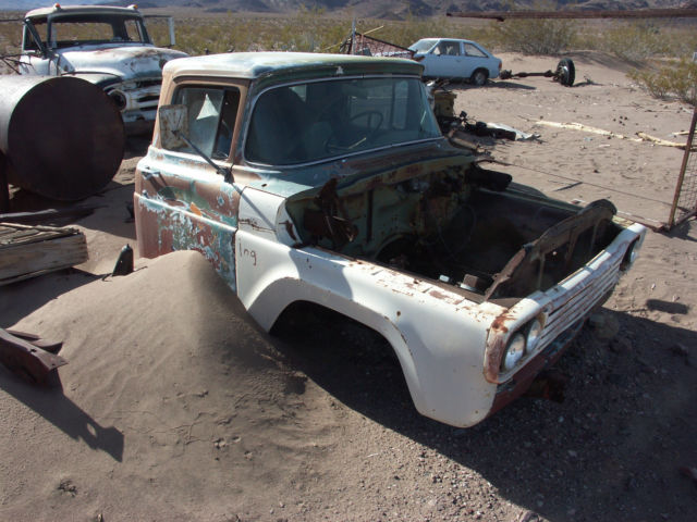 '59-'60 ford f100 cab & shortbed chassis (incomplete)