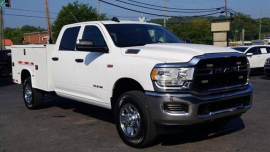 2021 ram 2500 tradesman crew cab 8' box 4wd