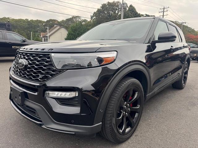 2021 ford explorer st