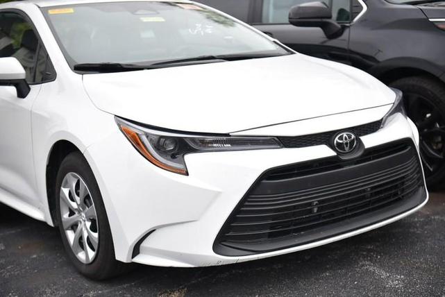 2024 toyota corolla le