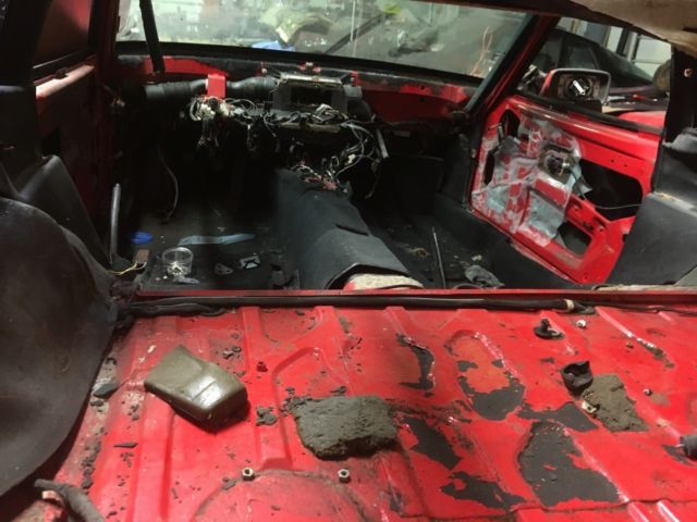 1986 porsche 944 roller/ project car