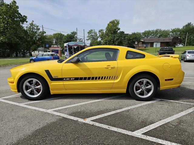2005 ford mustang gt premium