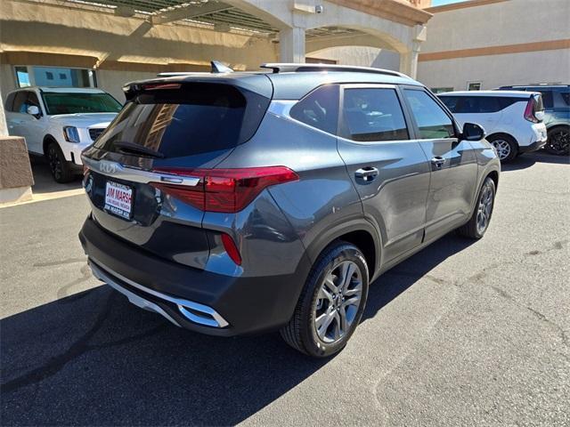 2023 kia seltos s