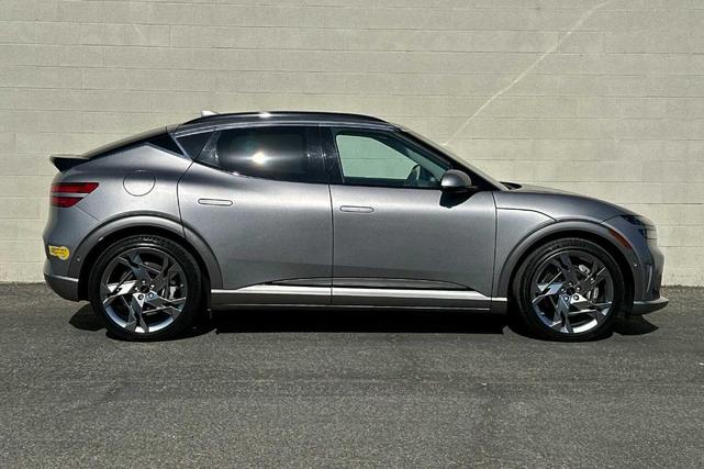 2023 genesis gv60 performance