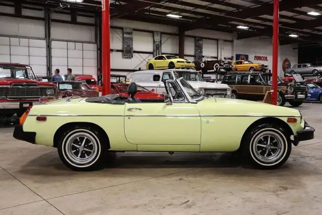 1977 mg b 16425 miles yellow convertible 4 cyl manual
