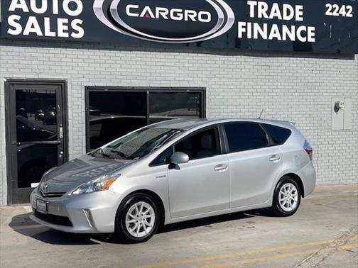 2012 toyota prius v