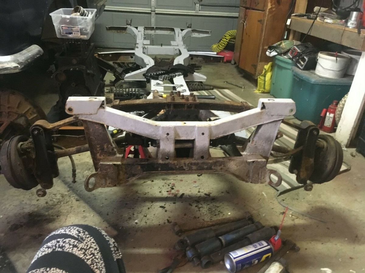 1966 triumph spitfire mechanically good shape--needs body work to complete