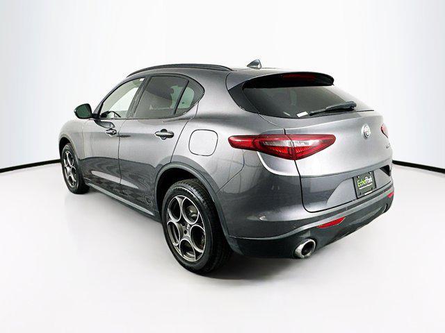 2021 alfa romeo stelvio base
