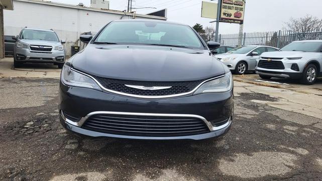 2017 chrysler 200 lx