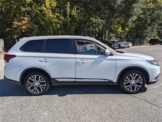 2016 mitsubishi outlander se