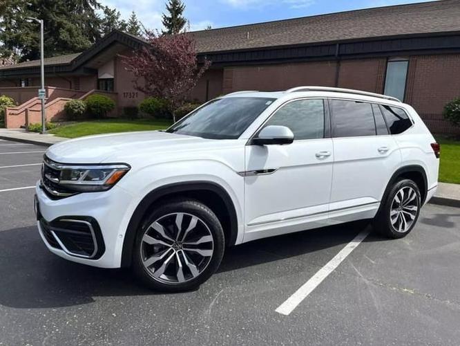 2022 volkswagen atlas sel premium r-line 4motion sport utility 4d in lynnwood, washington