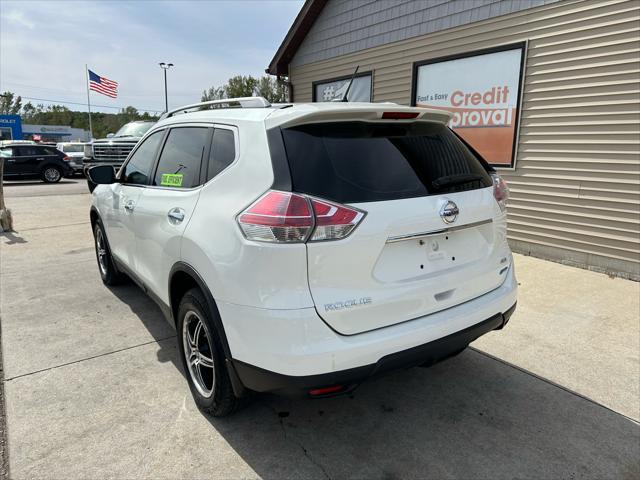 2015 nissan rogue sv
