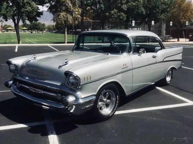 1957 chevrolet bel-air manual rwd, 6,000 miles on rebuild, after market a/c