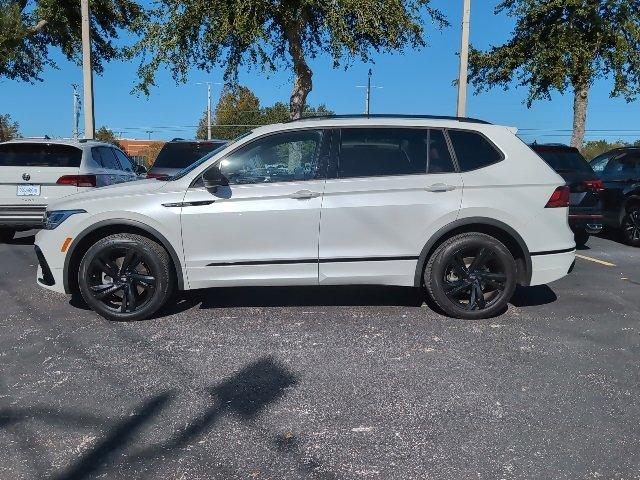 2023 volkswagen tiguan se r-line black
