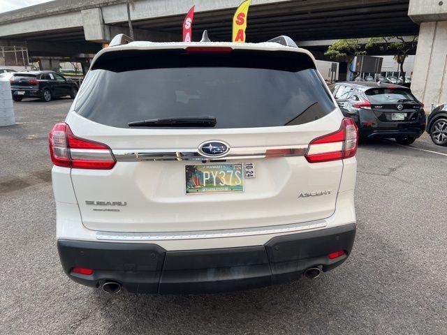 2019 subaru ascent premium 8-passenger