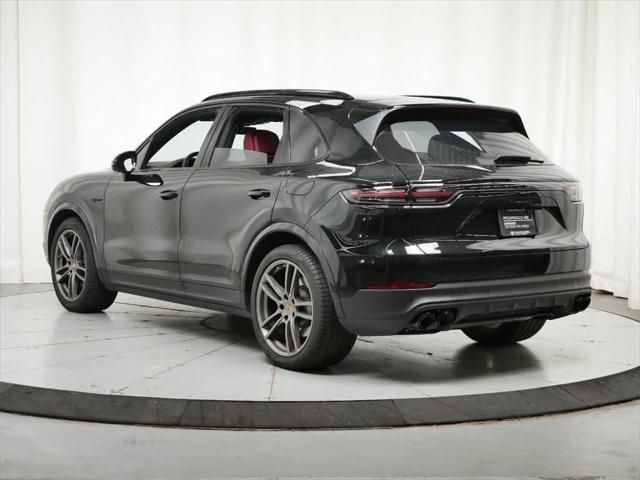 2023 porsche cayenne e-hybrid s