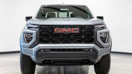 2024 GMC Canyon
