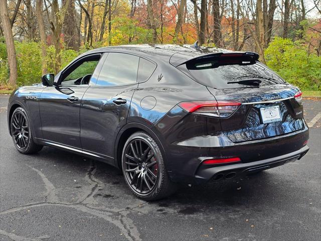 2022 maserati levante modena
