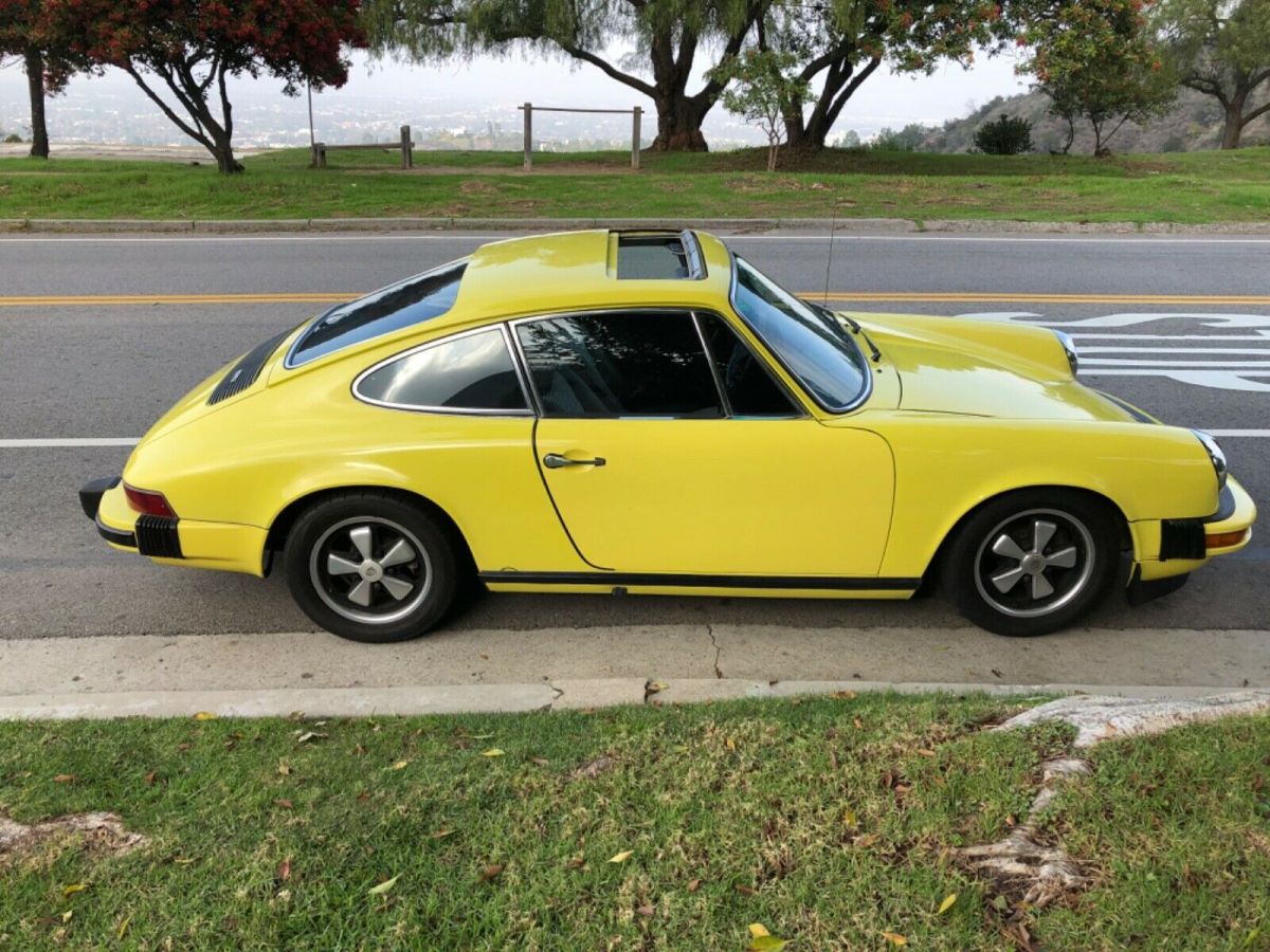 1974 porsche 911 sunroof light yellow