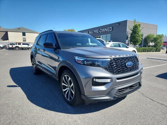 2022 ford explorer st