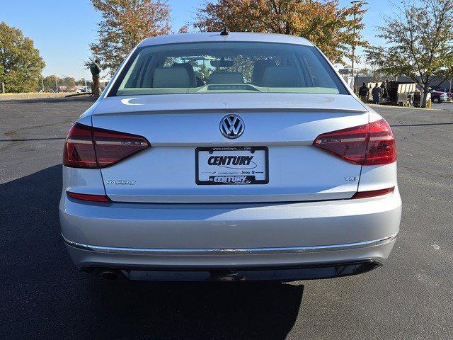 2018 volkswagen passat 2.0t r-line