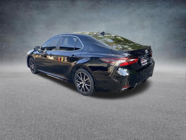 2021 toyota camry se