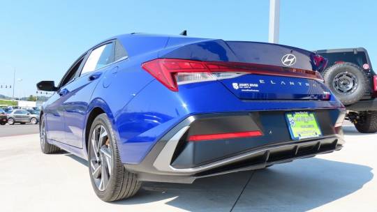 2024 Hyundai Elantra