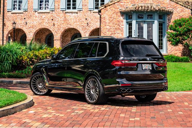 2021 bmw alpina xb7 base